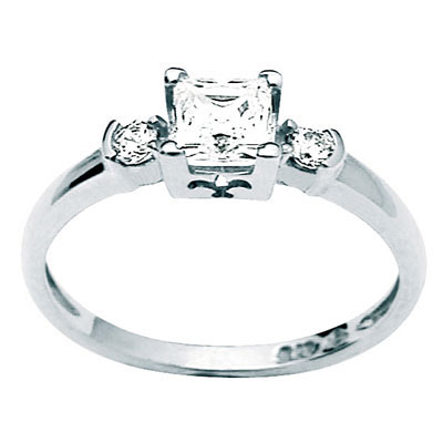 Silver Engagement Ring with Cubic Zirconia