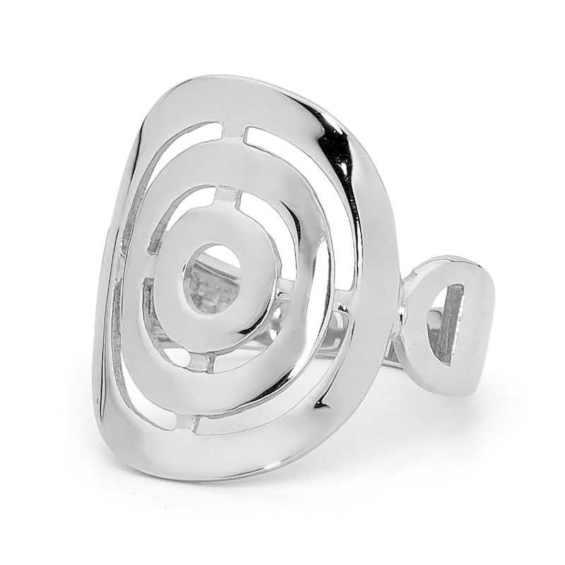 Sterling silver fashion ring with circles