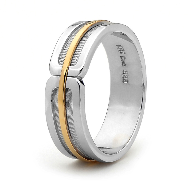 Sterling Silver and 9 Carat Gold Men's Ring - Size W