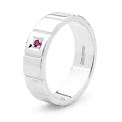 Sterling Silver Gents Ring with Ruby - Size S