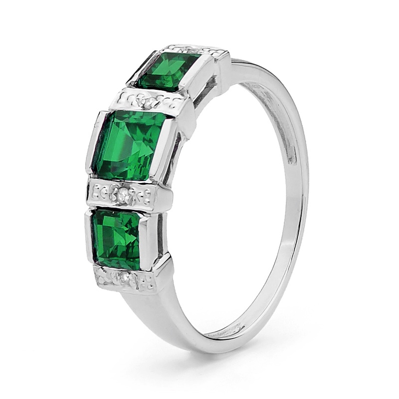 Emerald Ring with Diamonds