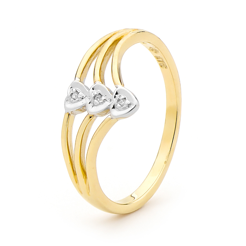 Gold Ring with 3 Hearts and Diamond