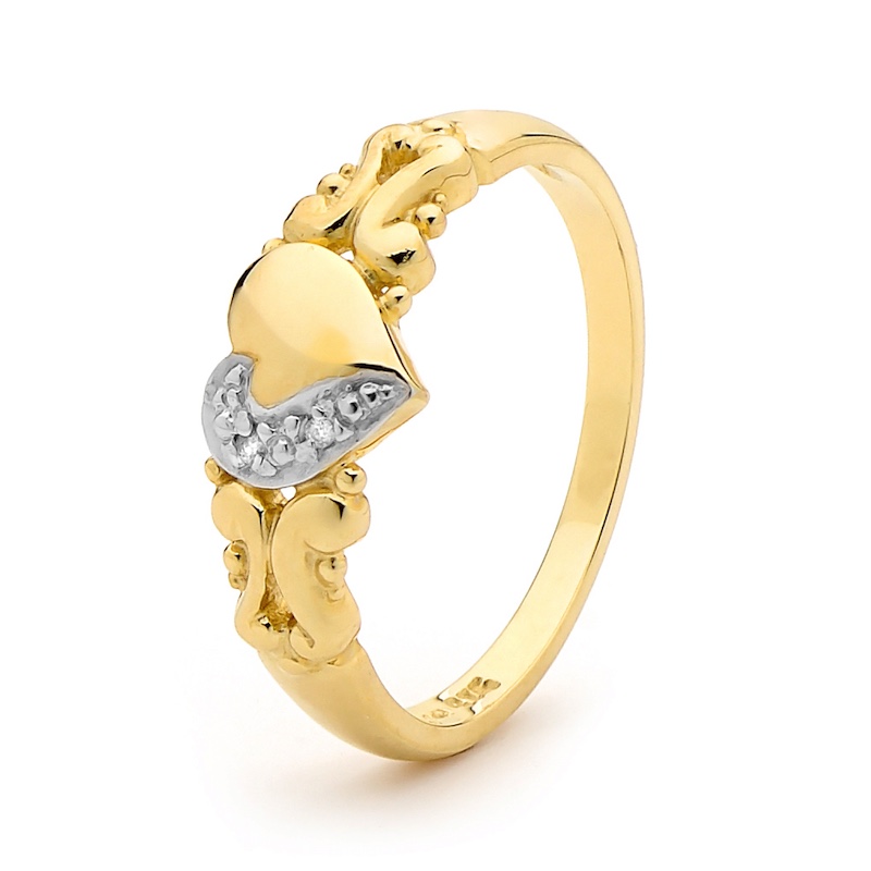 Romantic Love Ring with Diamonds