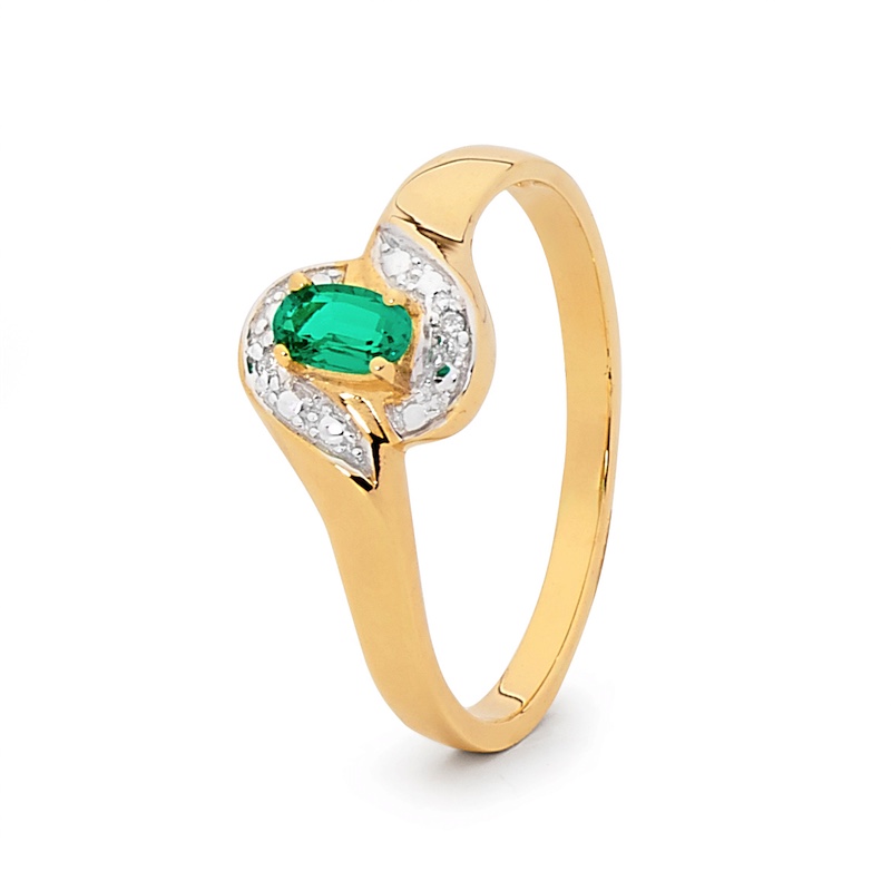 Emerald and Diamond ring