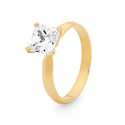 Cubic Zirconia Ring - Princess Cut - Yellow Gold