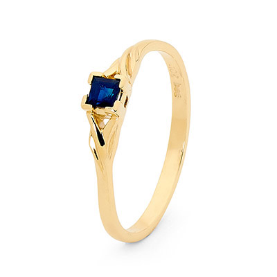 Sapphire Ring - Princess Cut - Dainty