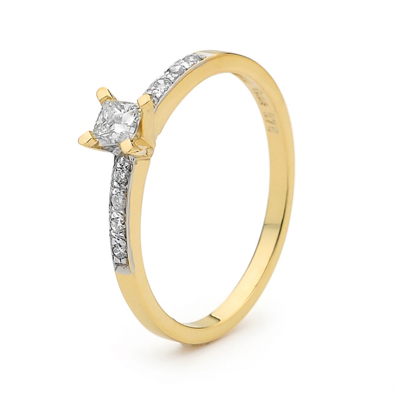 Princess Cut Diamond  Engagement Ring - Flora