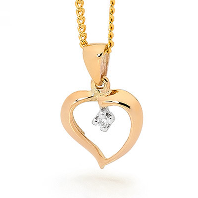 9 carat yellow gold &quot;heart&quot; shape Diamond pendant