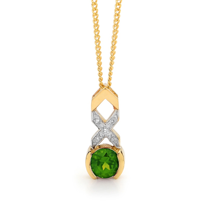 Emerald and diamond Kiss Hug Pendant