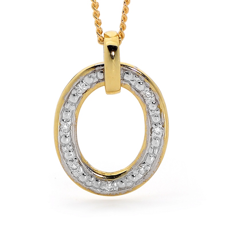 Comfort Diamond Circle Pendant