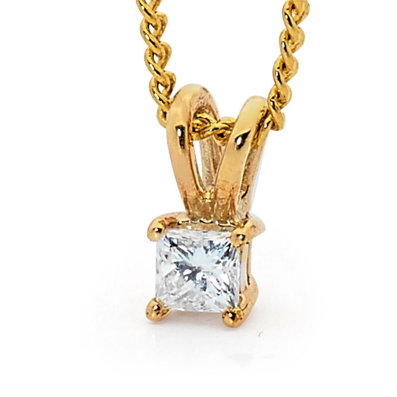 Princess Cut Diamond Pendant 0.15 Carat