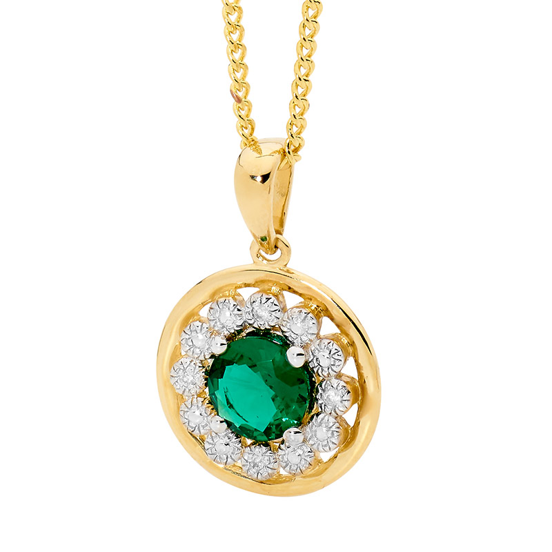 65627/G Emerald pendant with Diamond Halo