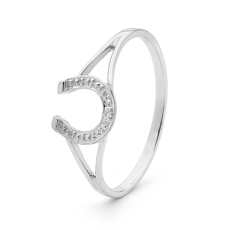 Lucky horseshoe ring with Diamond