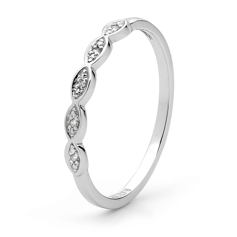 Diamond Set White Gold Ring