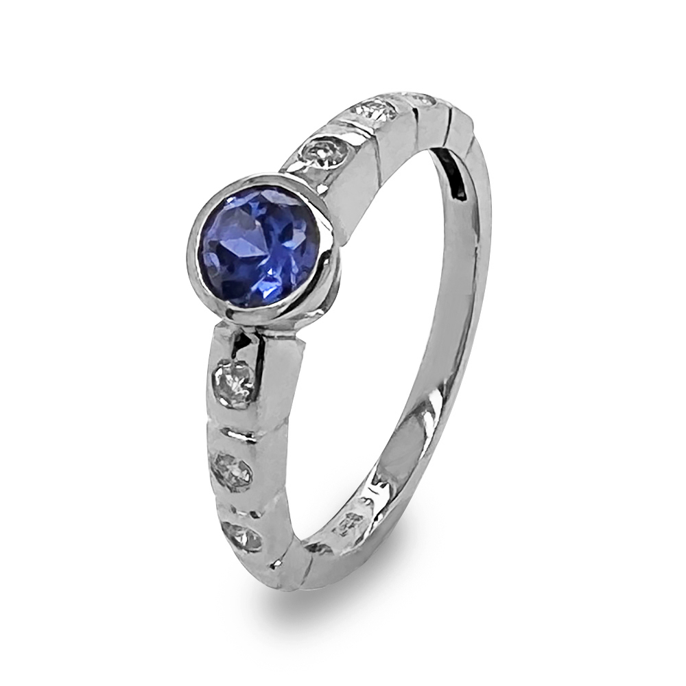 WHITE GOLD SAPPHIRE AND DIAMON